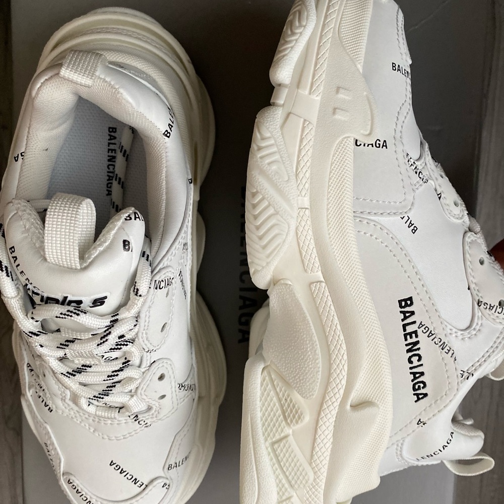 BALENCIAGA 👟 - Picture 4 of 6